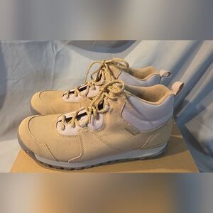 Oboz Emma Mid Hiking Boots Acorn Women Size 10 NWOB
